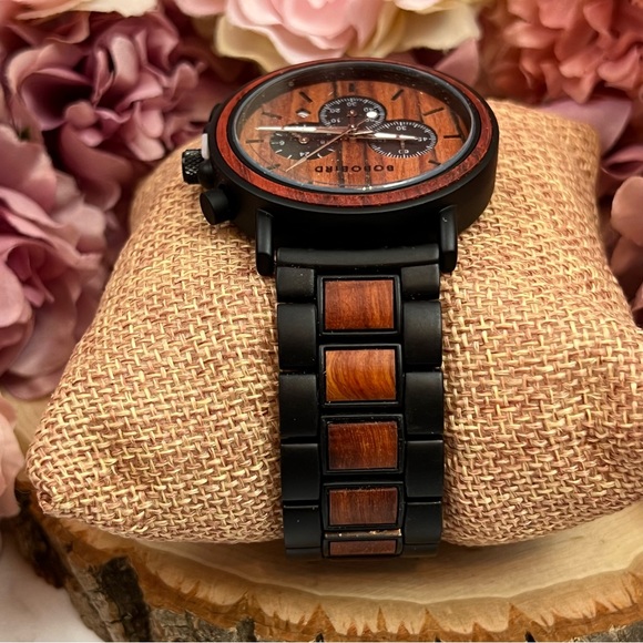 Luxury Zebra and Ebony Wood Chronograph Military Quartz Watch - Picture 11 of 16
